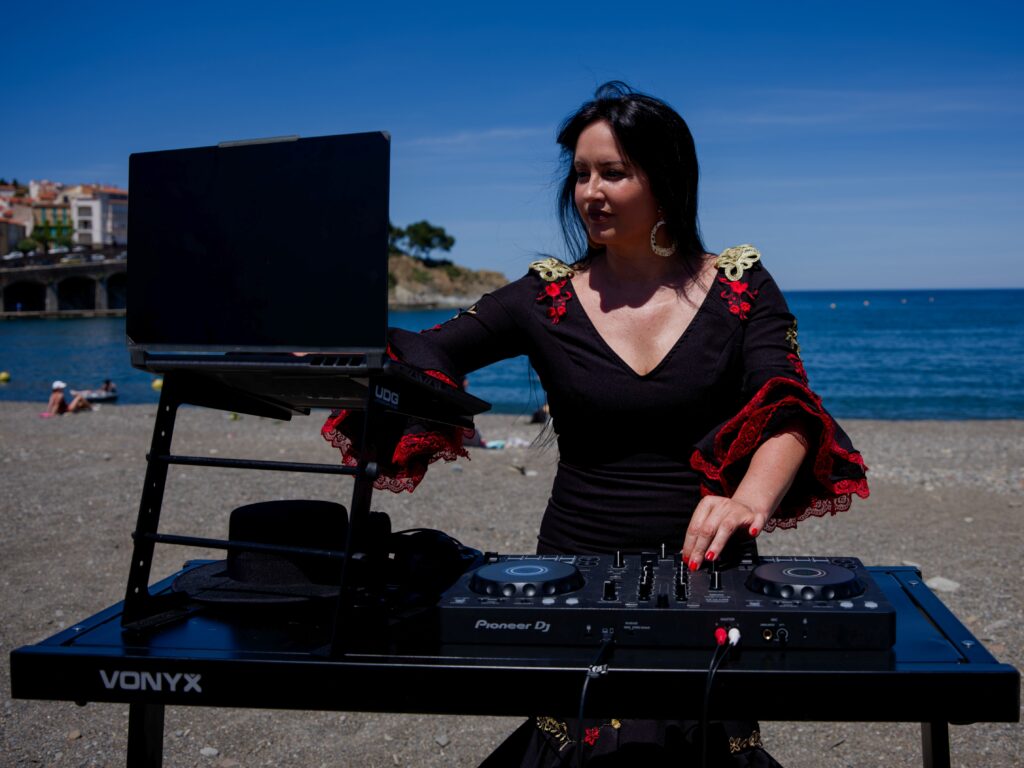 MIX SUR LA PLAGE DE BANYULS SUR MER